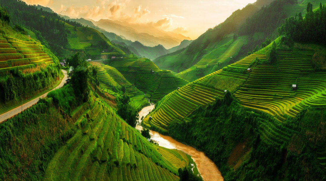 Topic is Travel Destination to Vietnam