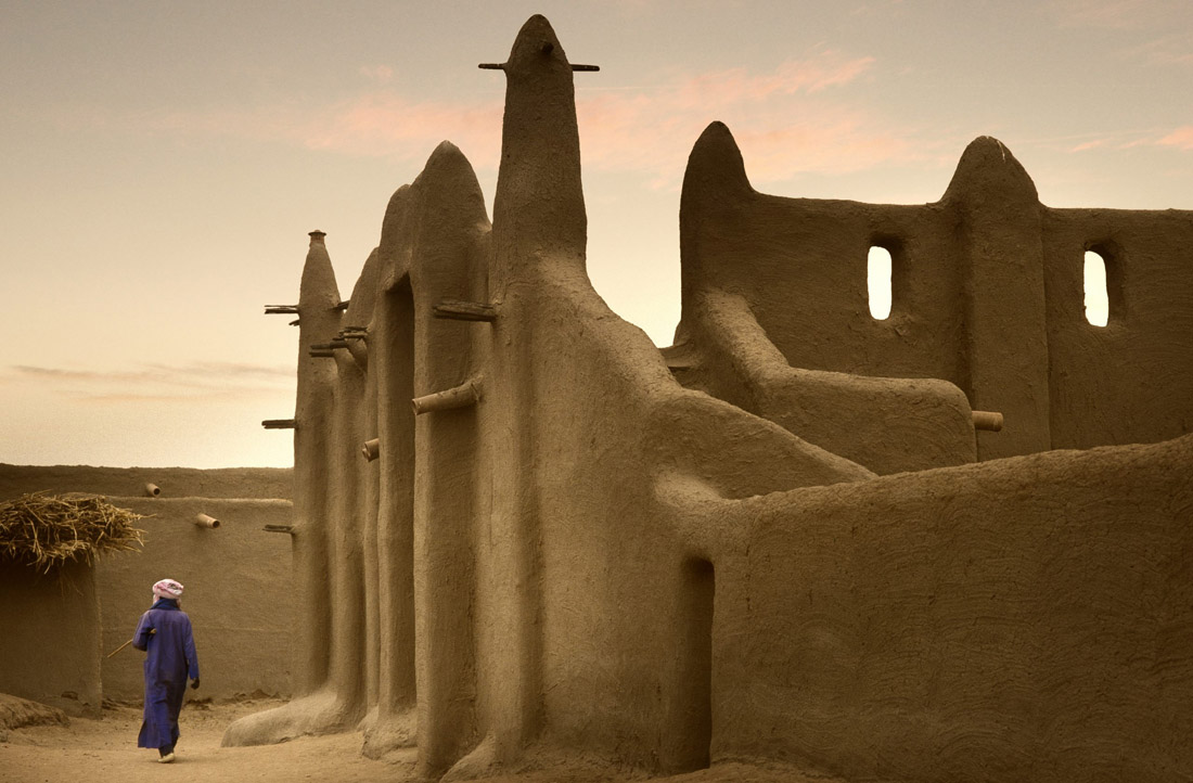 Clay mosques in Djenne, Mali, West Africa - architectural wonders of West Africa.